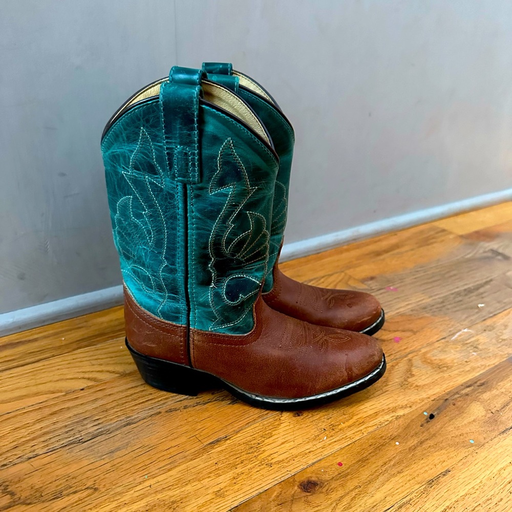 Cowgirl Boots / Western Boots Straight Outta Downtown Nashville!! 🎶👢